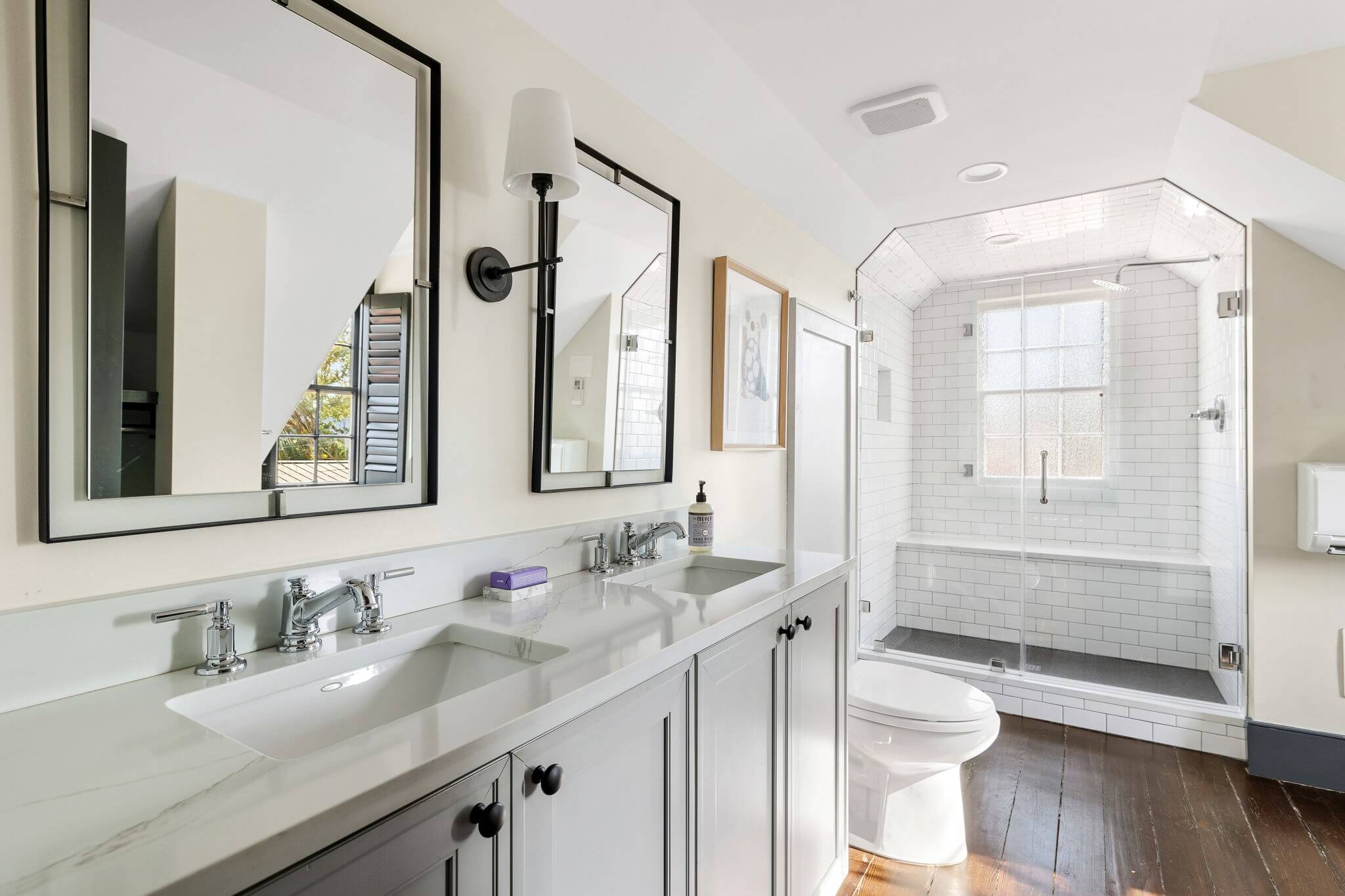 28-web-or-mls-028-212AshleyAve-Charleston-SC-29403-KylieLeach-Edit-Done