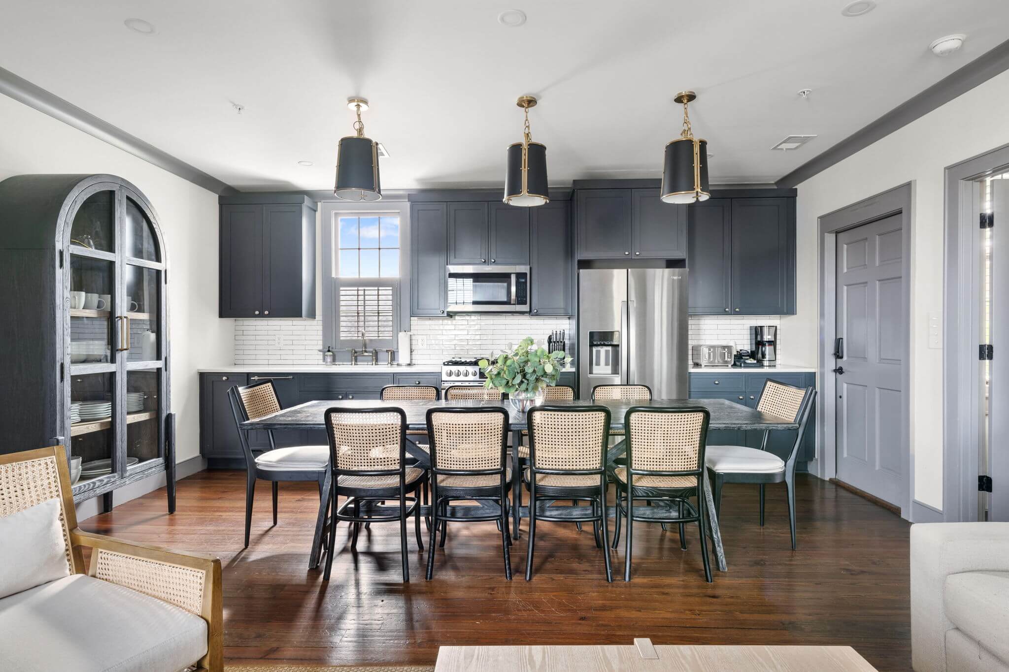 37-web-or-mls-037-207RutledgeAve-Charleston-SC-29403-KylieLeach-Edit-Done