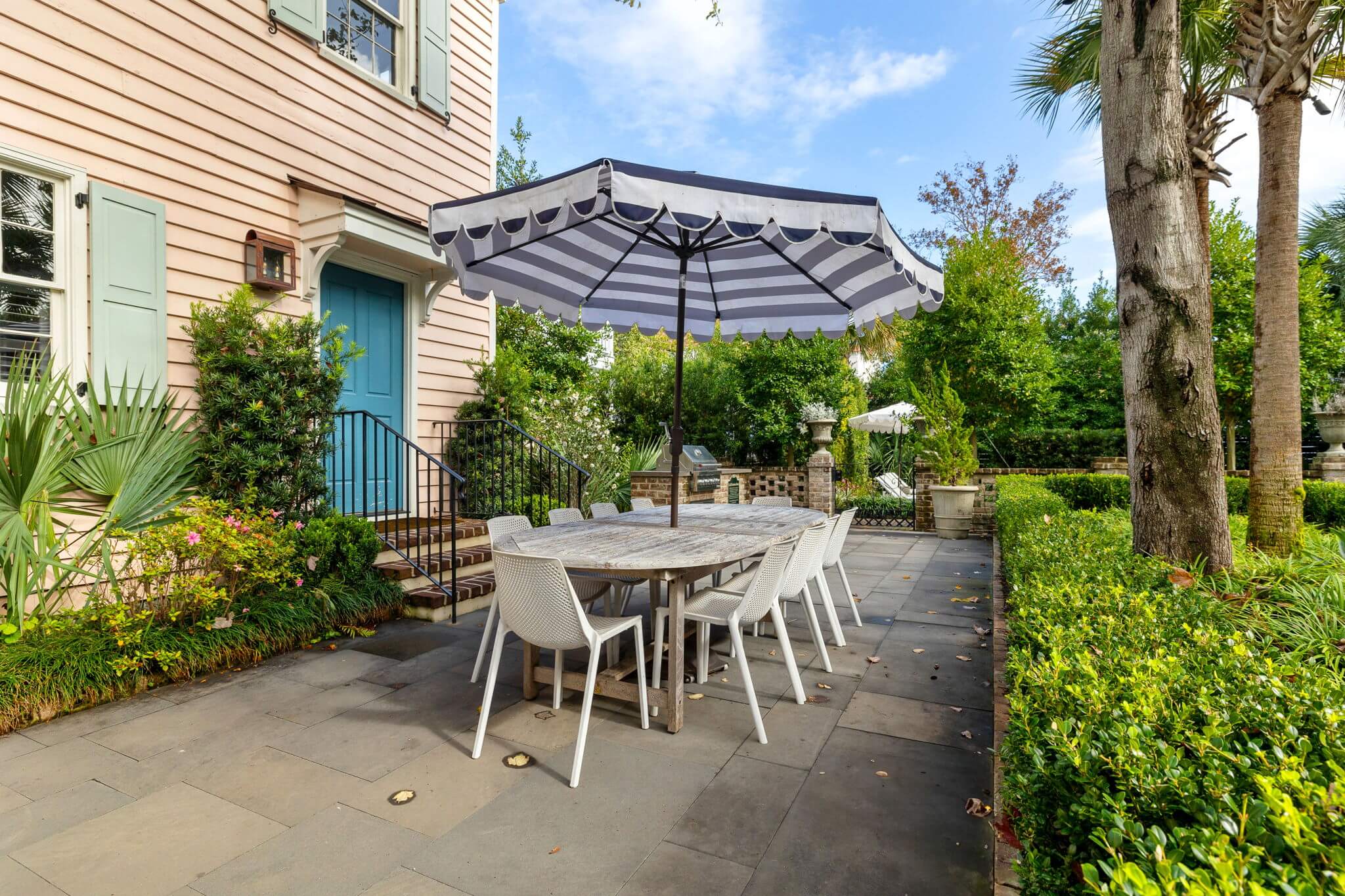 42-web-or-mls-042-212AshleyAve-Charleston-SC-29403-KylieLeach-Edit-Done