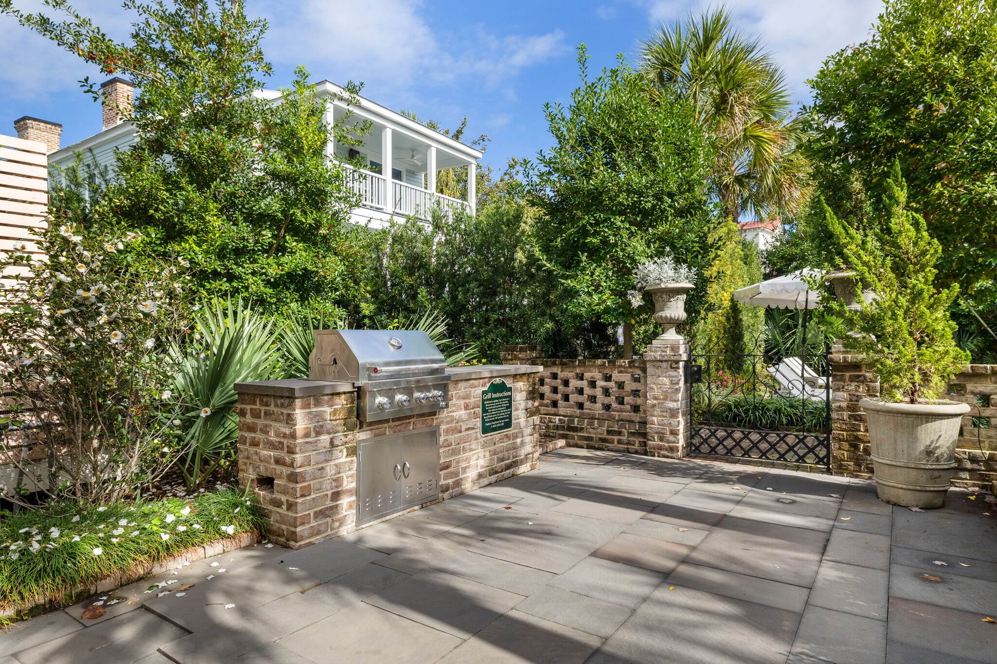 43-web-or-mls-043-212AshleyAve-Charleston-SC-29403-KylieLeach-Edit-Done