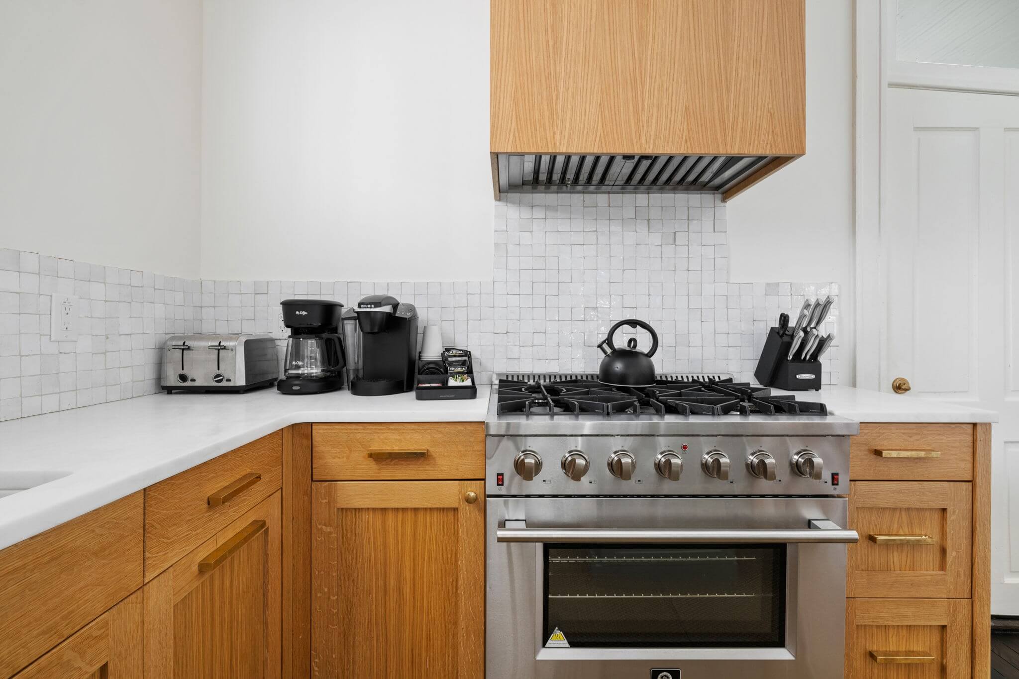 43-web-or-mls-043-214AshleyAve-Charleston-SC-29403-KylieLeach-Edit-Done