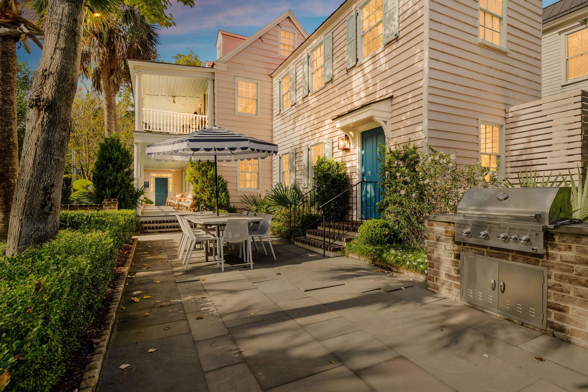 50-web-or-mls-TW-003-212AshleyAve-Charleston-SC-29403-KylieLeach-Edit-Done