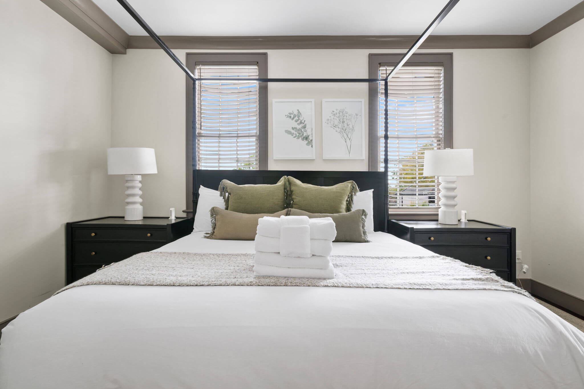 51-web-or-mls-051-207RutledgeAve-Charleston-SC-29403-KylieLeach-Edit-Done