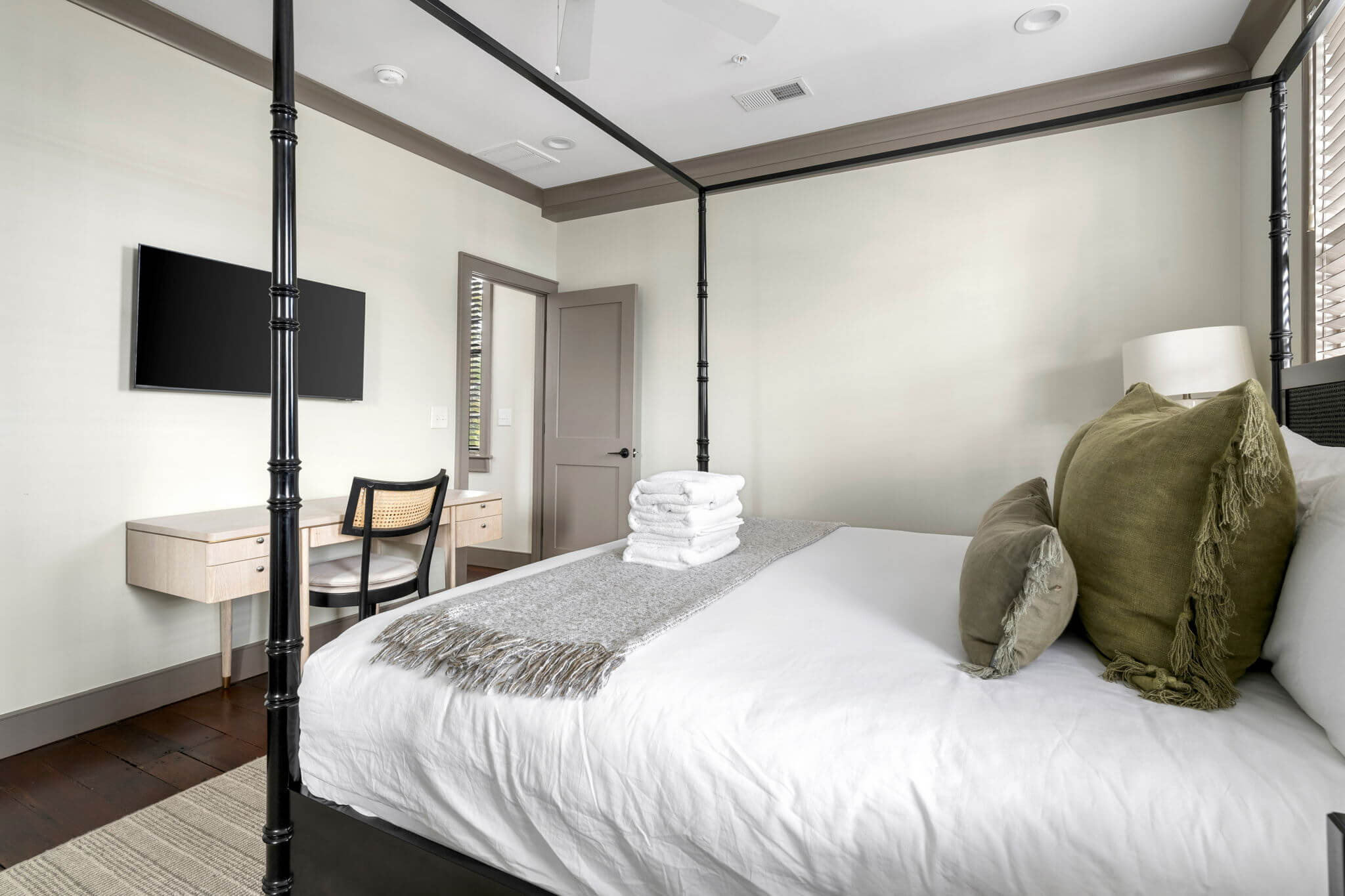 52-web-or-mls-052-207RutledgeAve-Charleston-SC-29403-KylieLeach-Edit-Done