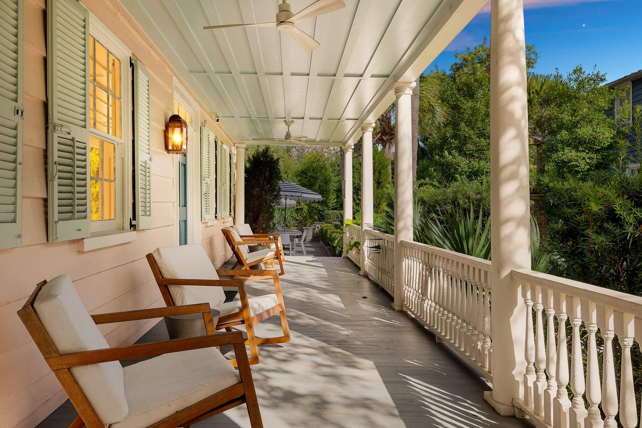 55-web-or-mls-TW-008-212AshleyAve-Charleston-SC-29403-KylieLeach-Edit-Done